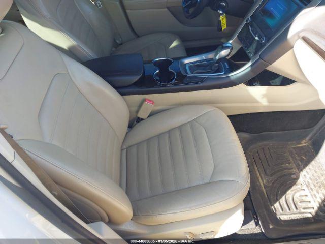 Ford Fusion Se Image 8