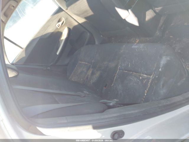 Toyota Corolla S Image 12