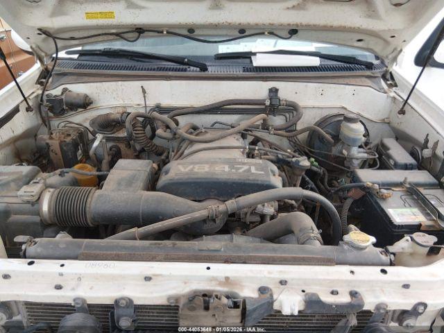 Toyota Sequoia Limited V8 Image 8