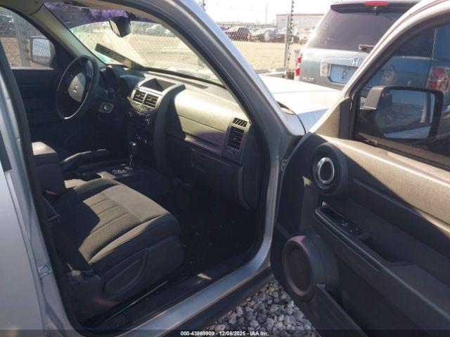 Dodge Nitro Heat Image 15