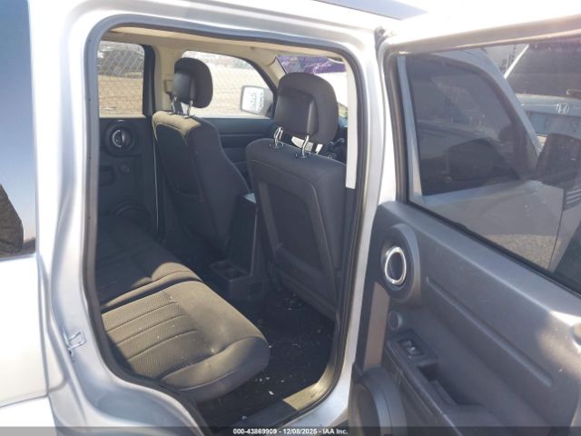 Dodge Nitro Heat Image 6