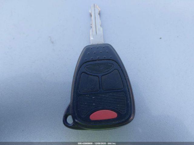 Dodge Nitro Heat Image 14