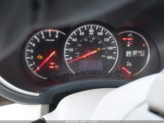 Nissan Quest Image 3