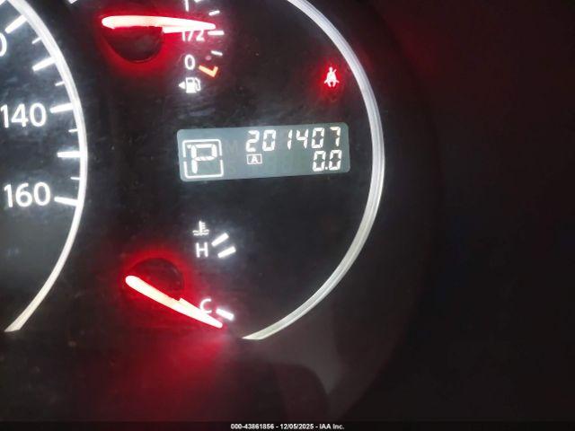 Nissan Quest Image 14