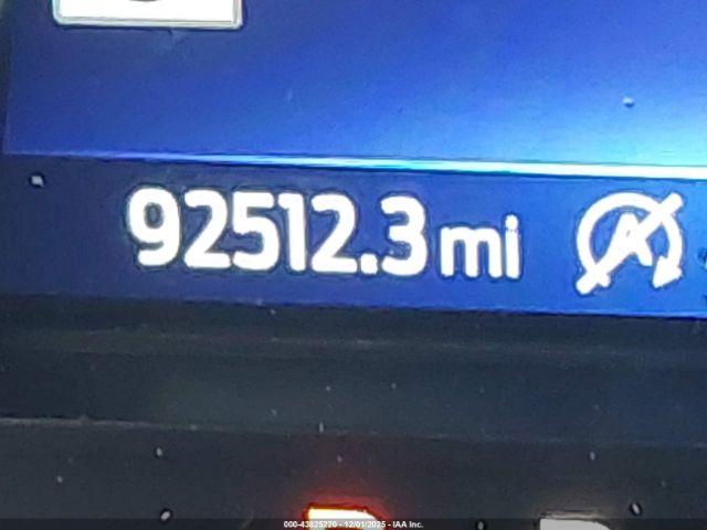 Ford Explorer Xlt Image 2