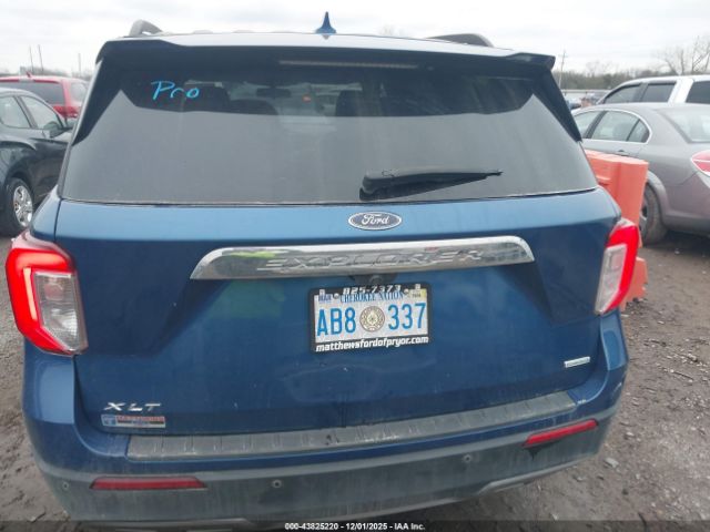 Ford Explorer Xlt Image 3