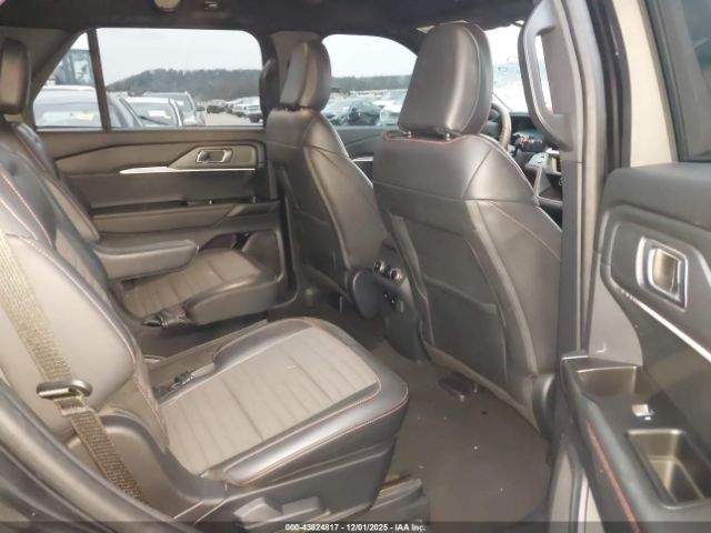 Ford Explorer St-line Image 15