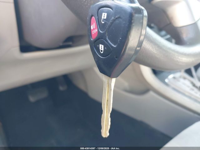 Toyota Corolla Le Image 6