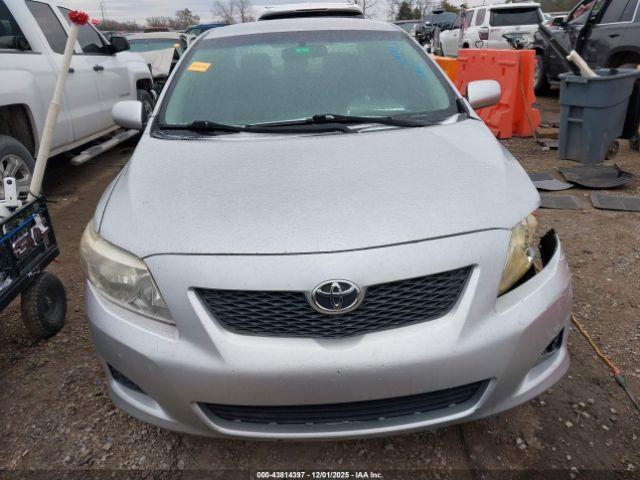 Toyota Corolla Le Image 8