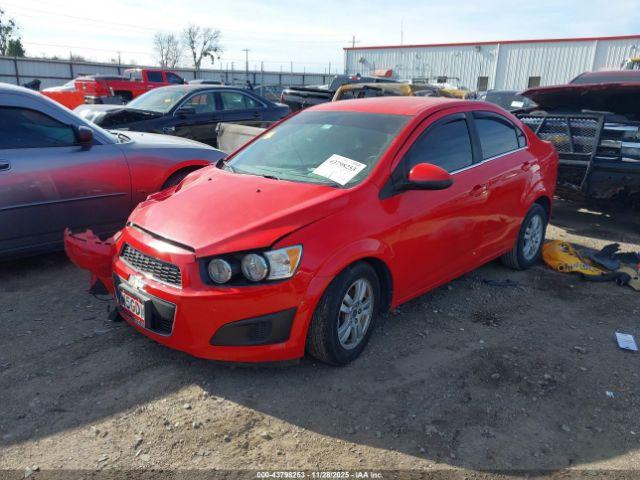 Chevrolet Sonic Lt Auto Image 3