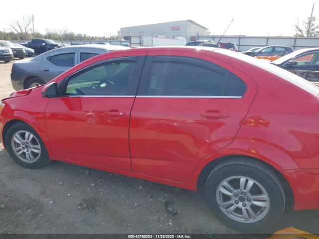 Chevrolet Sonic Lt Auto Image 10
