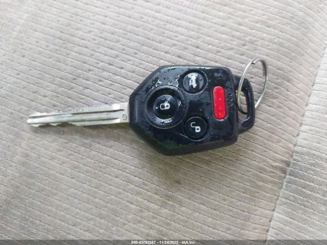 Subaru Legacy 2.5i Image 14