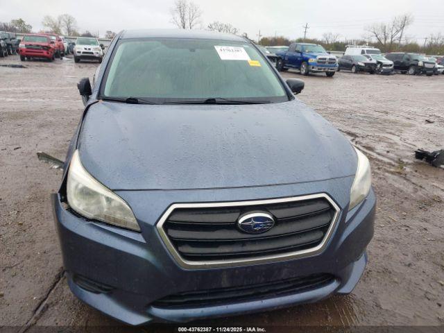 Subaru Legacy 2.5i Image 16