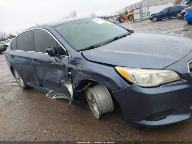 Subaru Legacy 2.5i Image 12