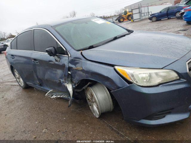 Subaru Legacy 2.5i Image 12