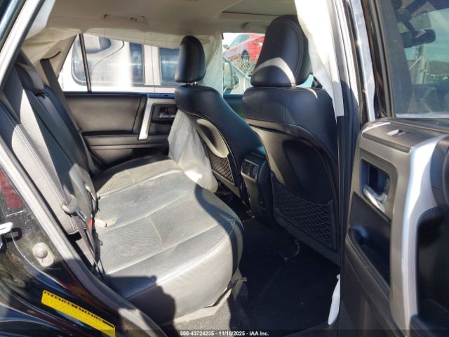 Toyota 4Runner Limited Image 9