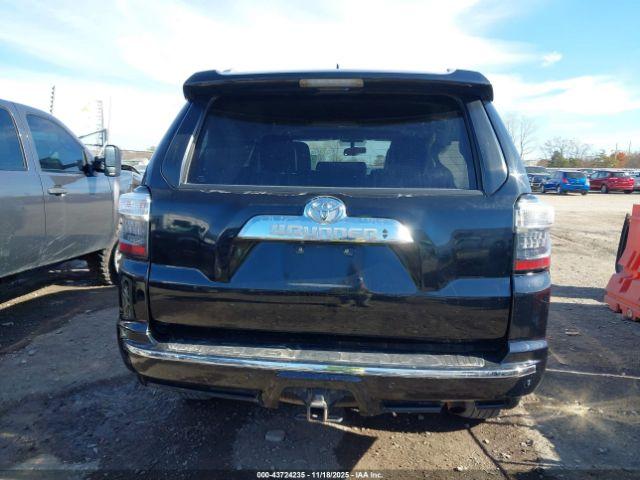 Toyota 4Runner Limited Image 5