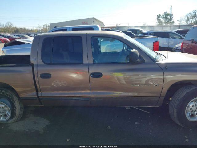 Dodge Dakota Image 13