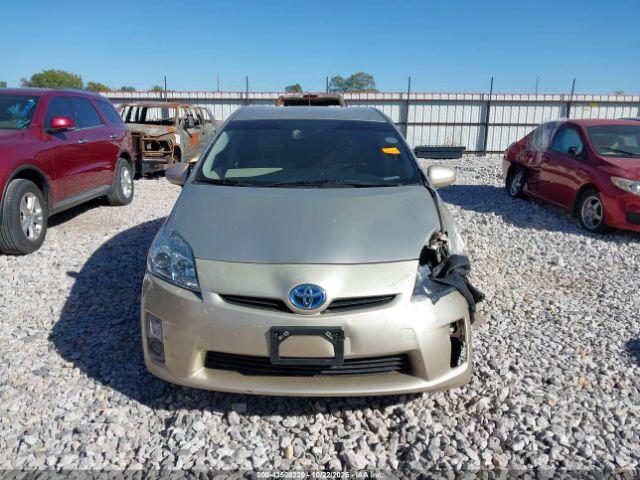 Toyota Prius Ii Image 9