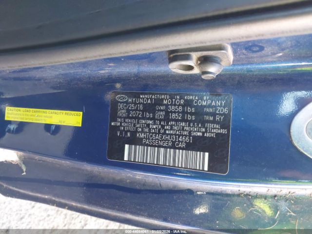 Hyundai VELOSTER Turbo Image 8