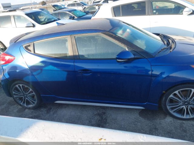 Hyundai VELOSTER Turbo Image 18