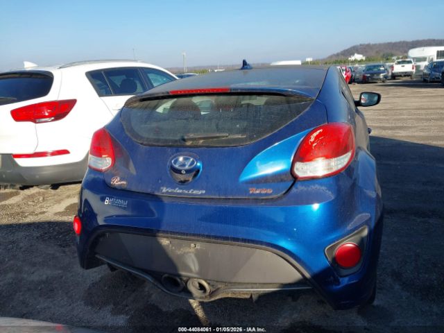 Hyundai VELOSTER Turbo Image 14