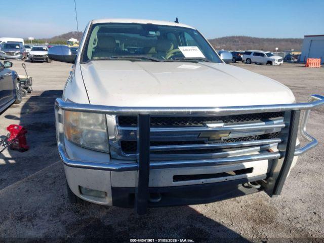 Chevrolet Silverado 1500 Ltz Image 15