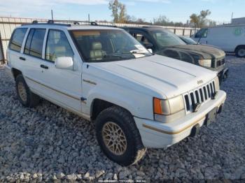 Salvage Jeep Grand Cherokee