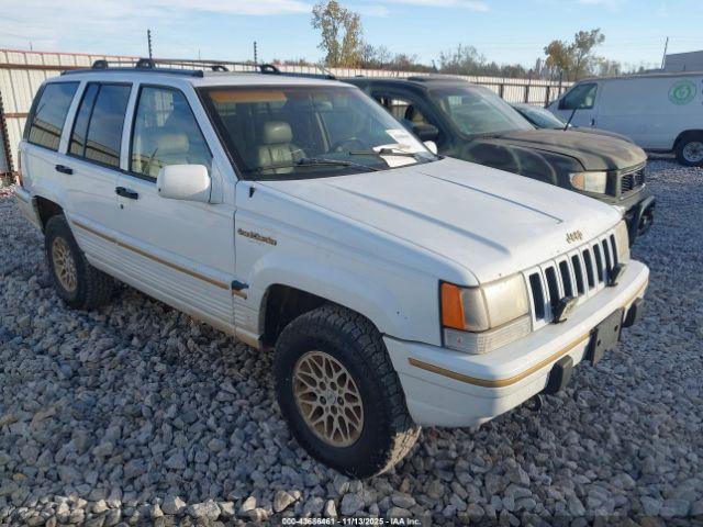 Salvage Jeep Grand Cherokee