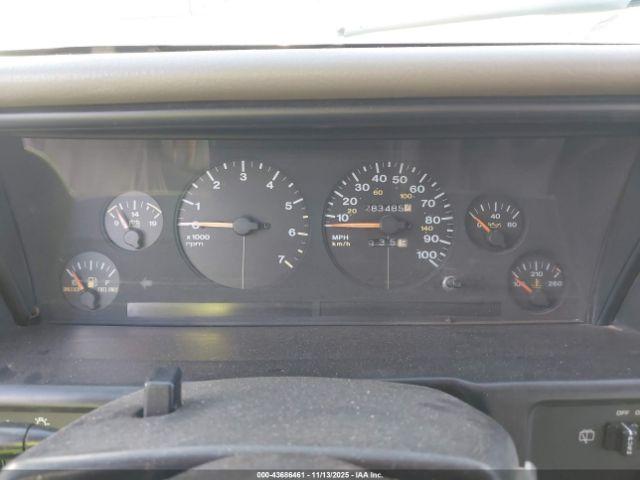 Jeep Grand Cherokee Image 6