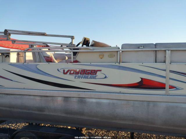 Voyager Other Image 4