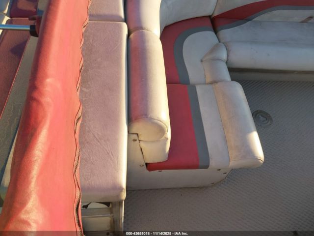 Voyager Other Image 6