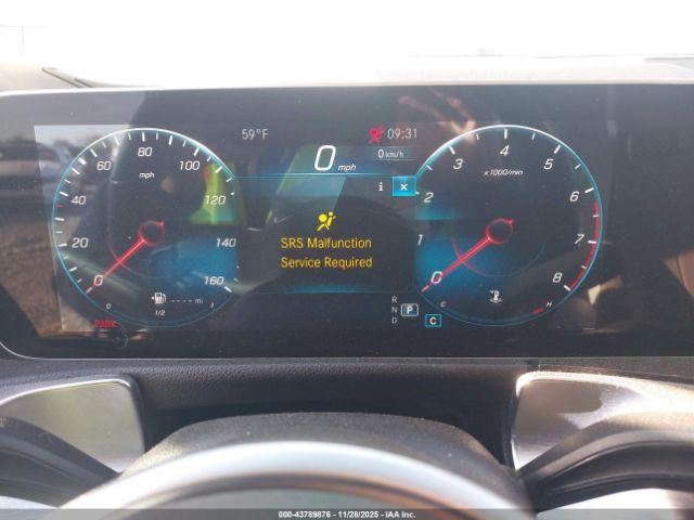 Mercedes-Benz GLB Image 6