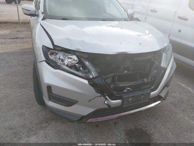 Nissan Rogue Sv Image 12