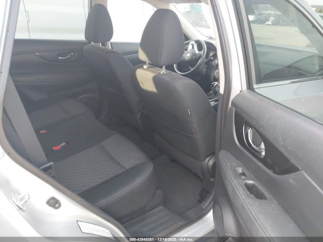 Nissan Rogue Sv Image 8