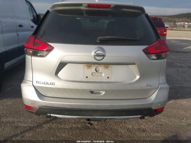 Nissan Rogue Sv Image 2