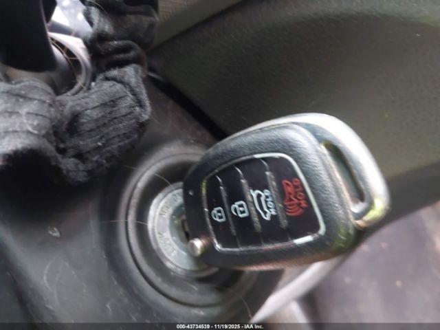 Hyundai SANTA FE Se Image 8