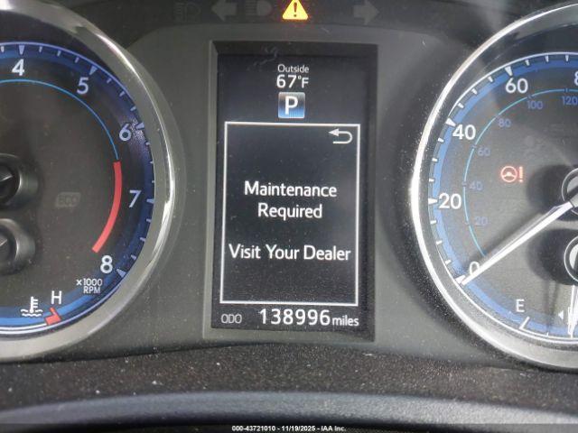 Toyota Corolla Se Image 14