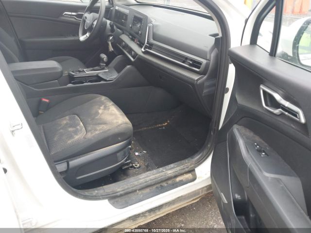 Kia Sportage Lx Image 2