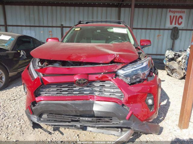 Toyota RAV4 Limited Image 9