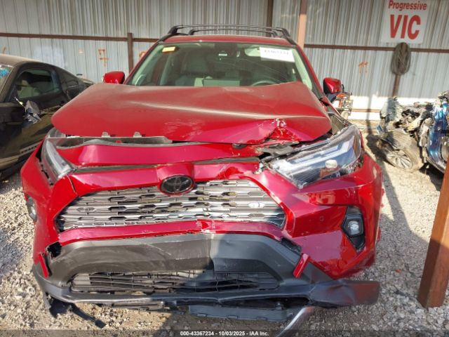 Toyota RAV4 Limited Image 7