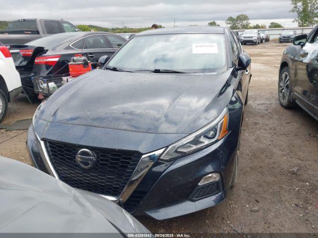 Nissan Altima Sv Fwd Image 15