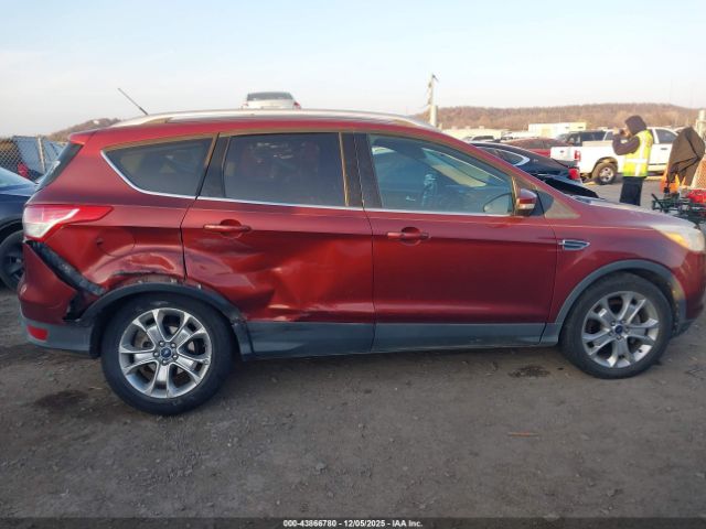 Ford Escape Titanium Image 9
