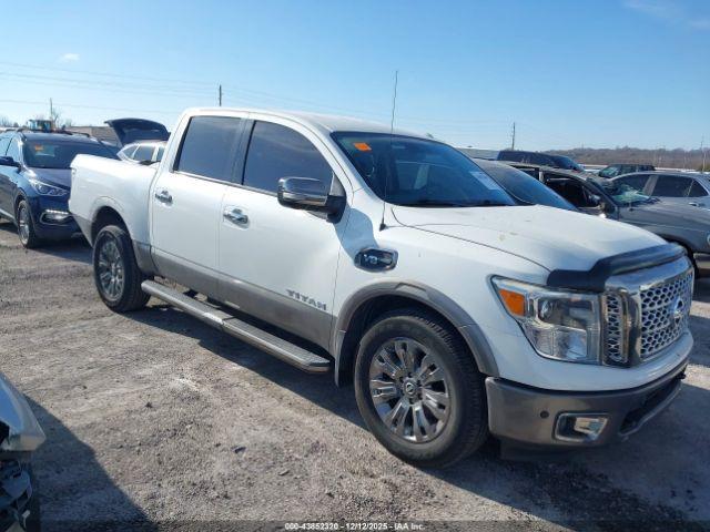  Salvage Nissan Titan