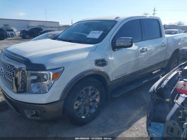 Nissan Titan Platinum Reserve Image 3