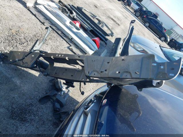 Nissan Titan Platinum Reserve Image 20