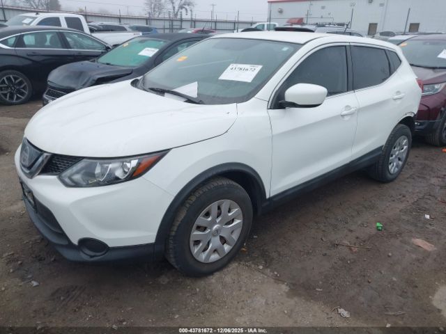 Nissan Rogue S Image 2