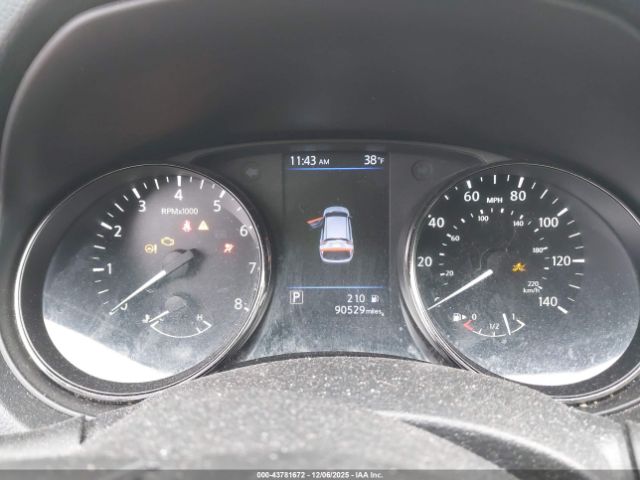 Nissan Rogue S Image 5