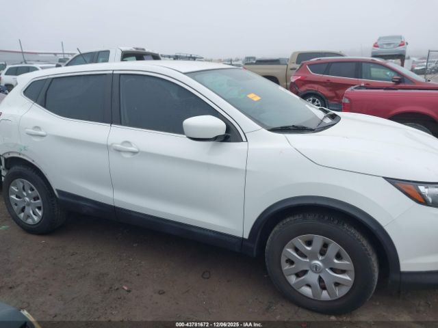 Nissan Rogue S Image 16