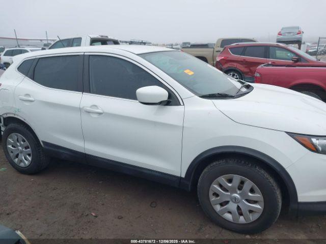 Nissan Rogue S Image 16